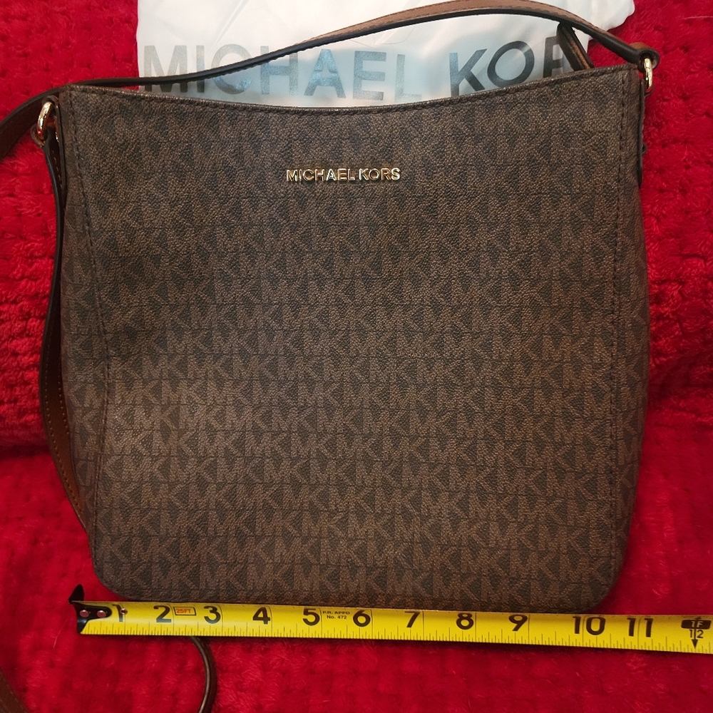 Michael Kors crossbody